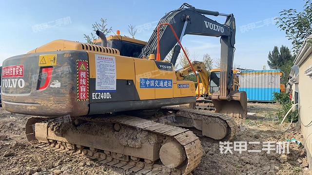 整機(jī)右后45°(整機(jī)外觀) 整機(jī)右后45°(整機(jī)外觀)