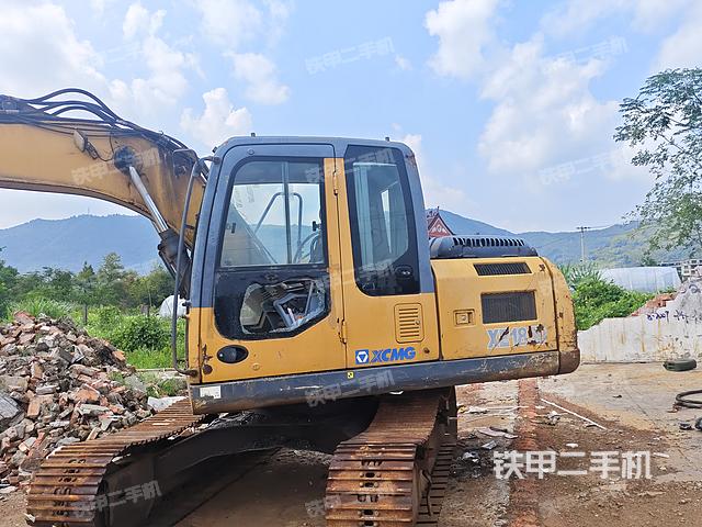 驾驶室整体（整机外观）