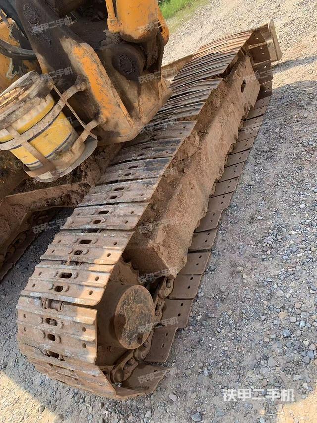 单侧履带整体（整机外观）