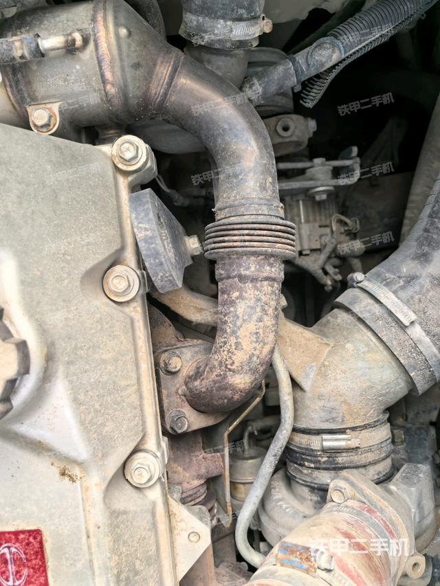 氣門室蓋螺絲特寫（上車部件）