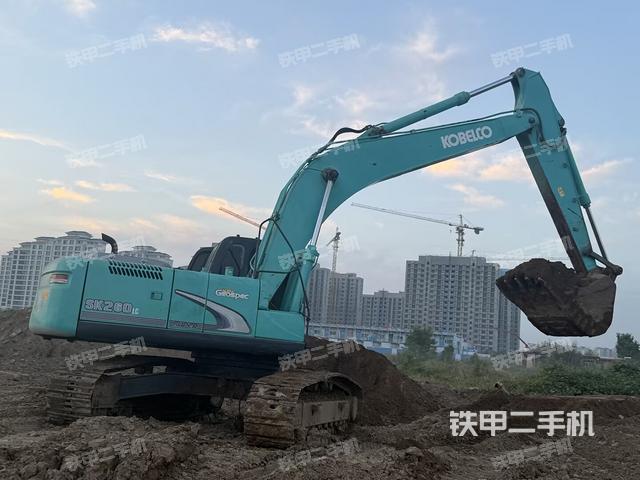 整机右后45°（整机外观）