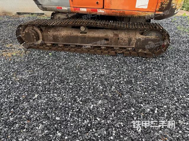 右侧履带整体（行走机构）