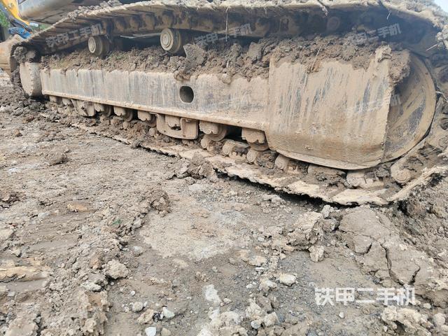 單側(cè)履帶整體（整機外觀）