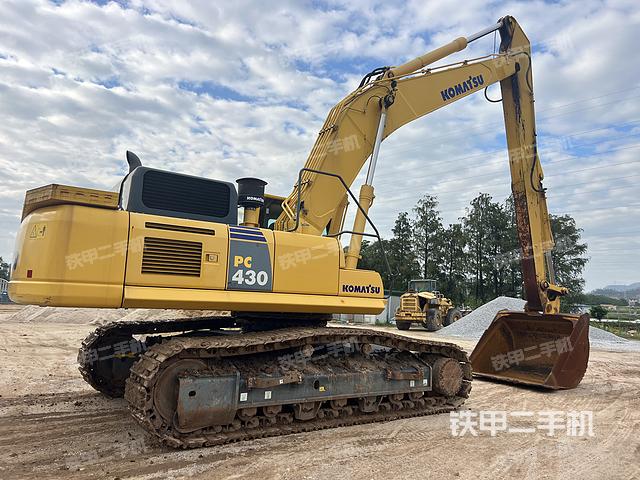 整机右后45°(整机外观) 整机右后45°(整机外观)