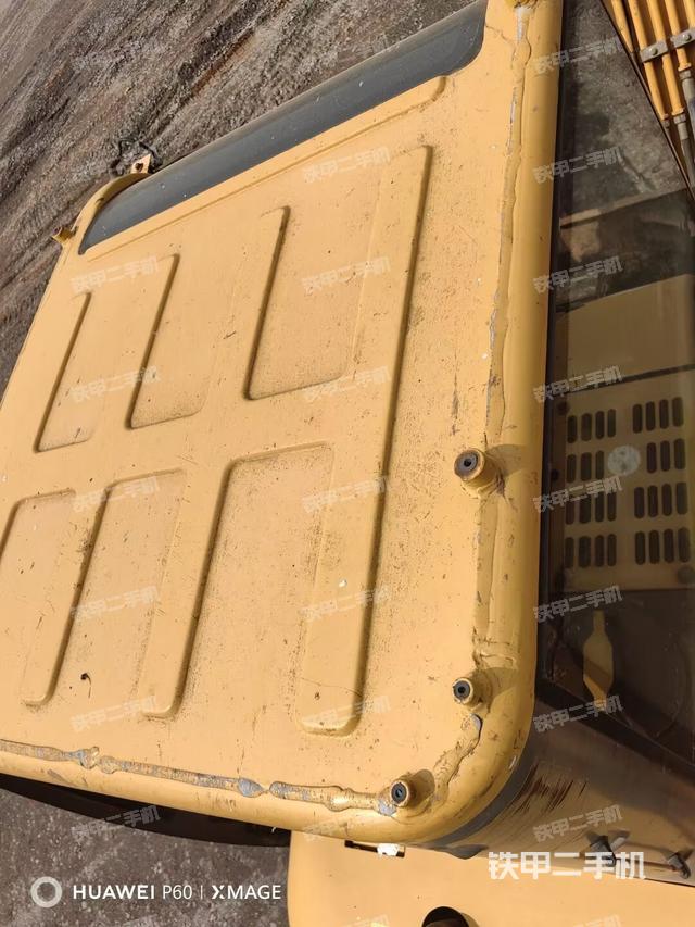 駕駛室頂部（整機(jī)外觀）