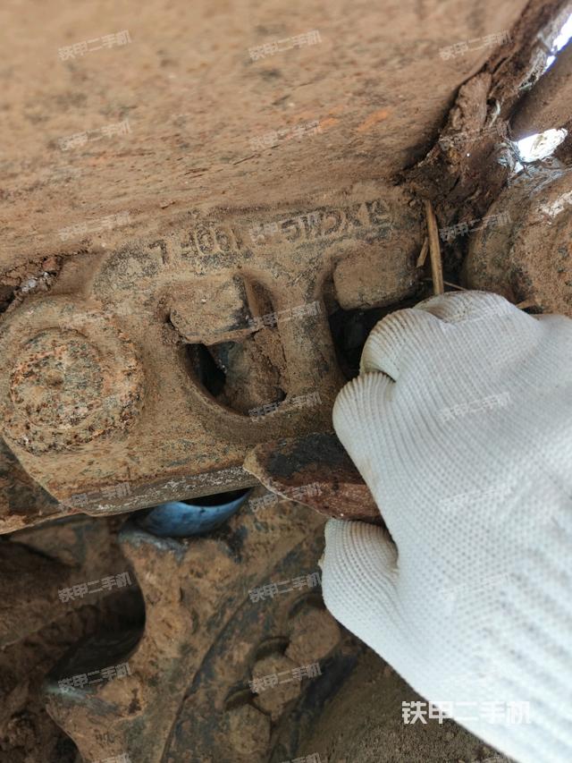 左側履帶整體?（行走機構）