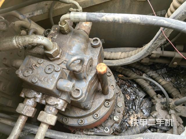 回轉(zhuǎn)馬達(dá)（上車部件）