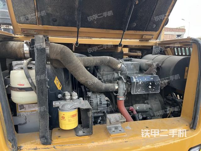 發(fā)動(dòng)機(jī)整體俯視（整機(jī)外觀(guān)）