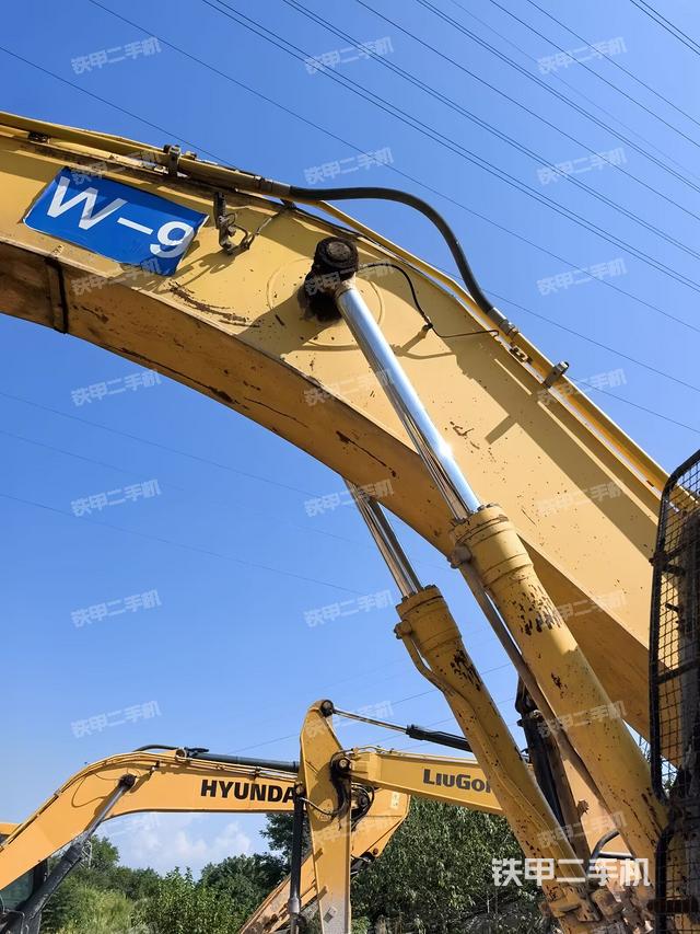 大臂整體?右側(cè)（工作和回轉(zhuǎn)裝置）