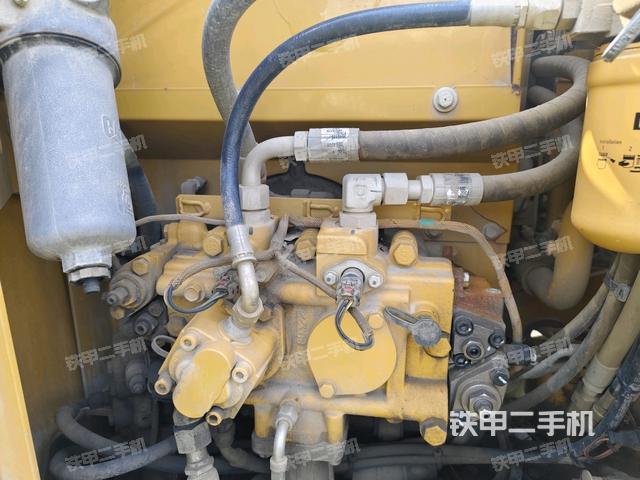 液压泵斜45 左（大件舱室）