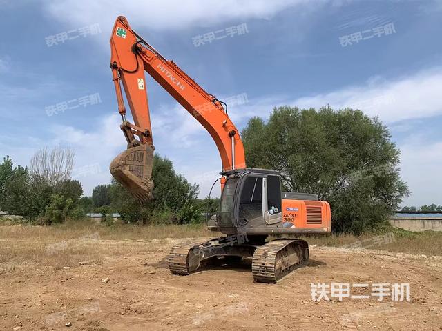 日立ZX270-3挖掘機(jī)