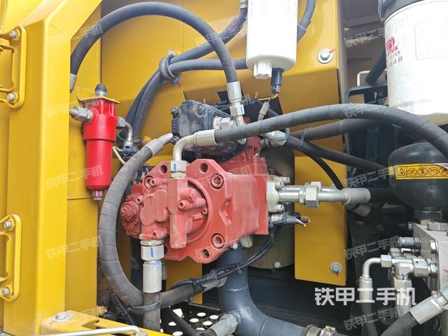 液压泵斜45 右（大件舱室）