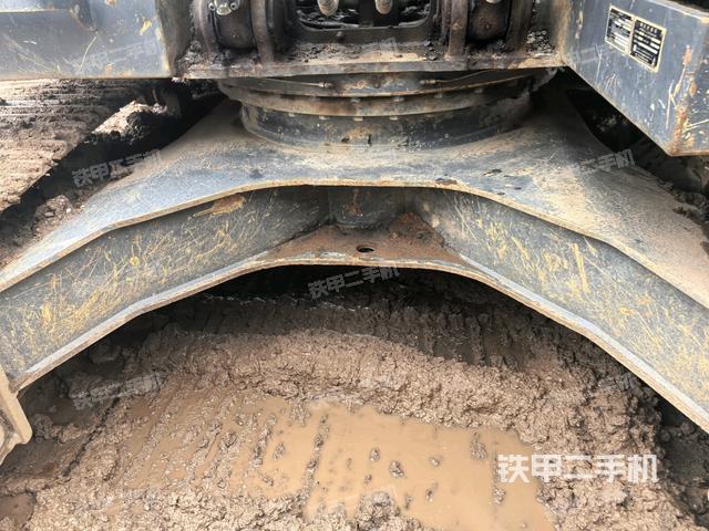 大臂根部?斜視（工作和回轉裝置）