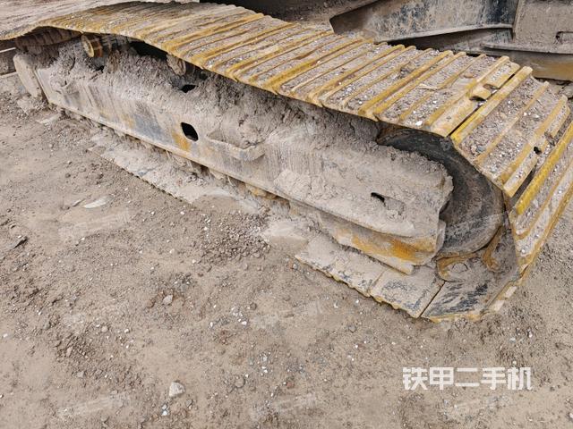 左侧履带整体 （行走机构）