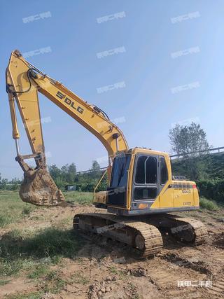 山东临工E6150F挖掘机实拍图片