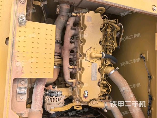 發(fā)動(dòng)機(jī)整體俯視（整機(jī)外觀）