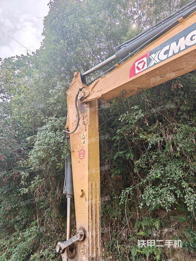 大臂整體?右側（工作和回轉裝置）