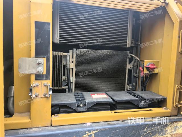 液壓泵室（大件艙室）