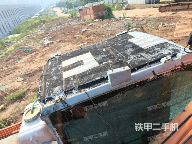 发动机室（上车部件）