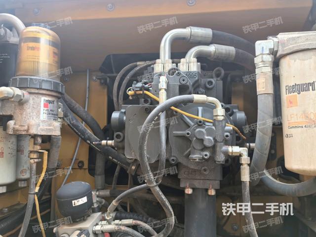 液壓泵室（大件艙室）