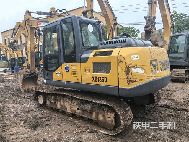 右后45（整機外觀）