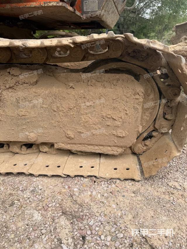 右驅(qū)動(dòng)輪（行走機(jī)構(gòu)）