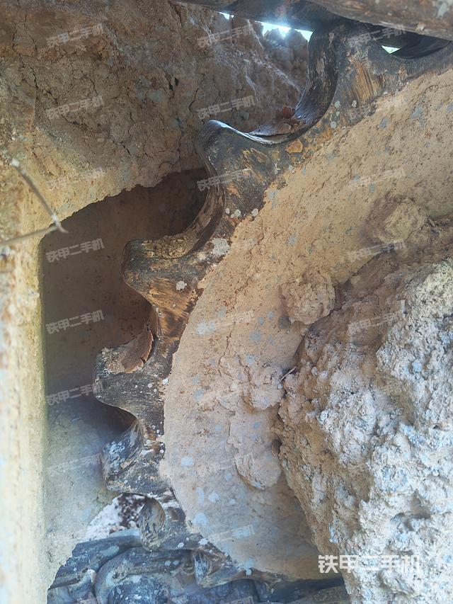 单侧履带整体（整机外观）