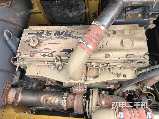 氣門室蓋螺絲特寫（上車部件）