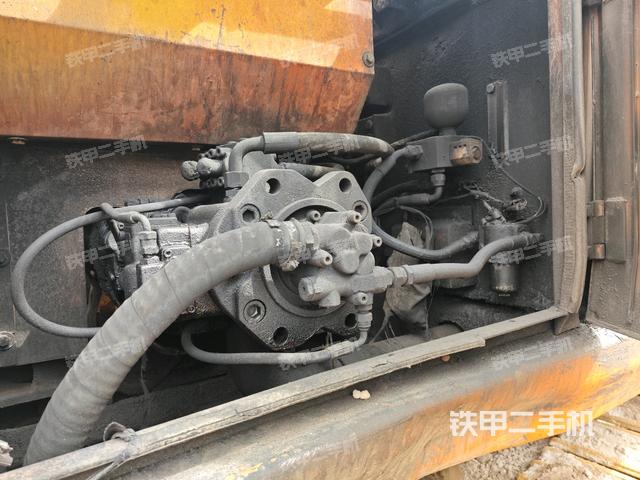 液压泵斜45 左（大件舱室）