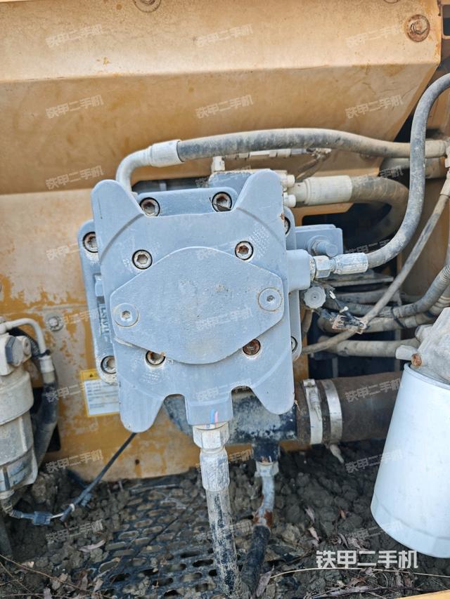 液壓泵室（大件艙室）