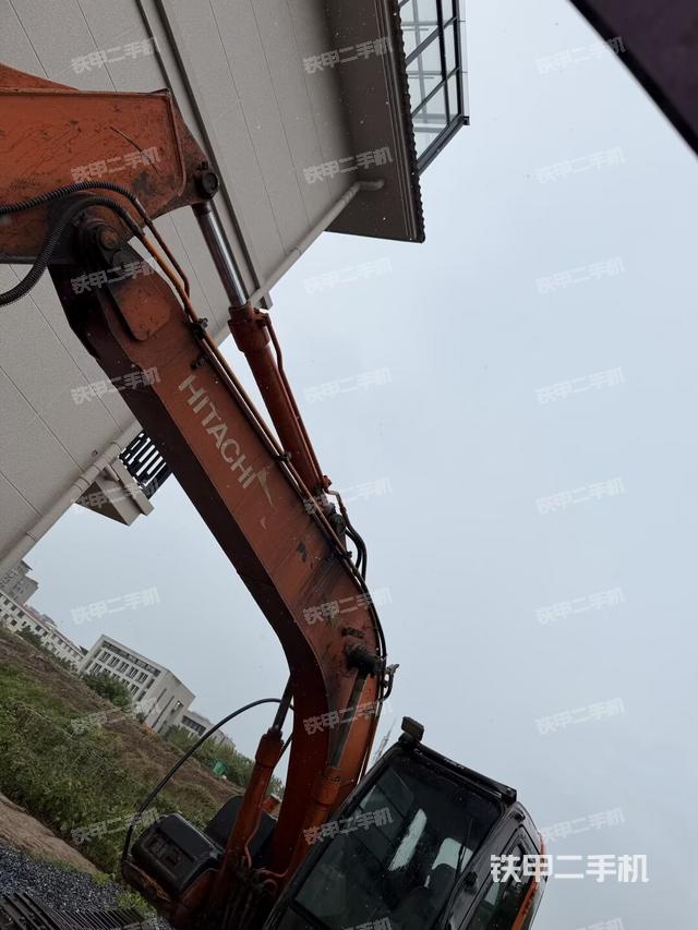 大臂整体 右侧（工作和回转装置）