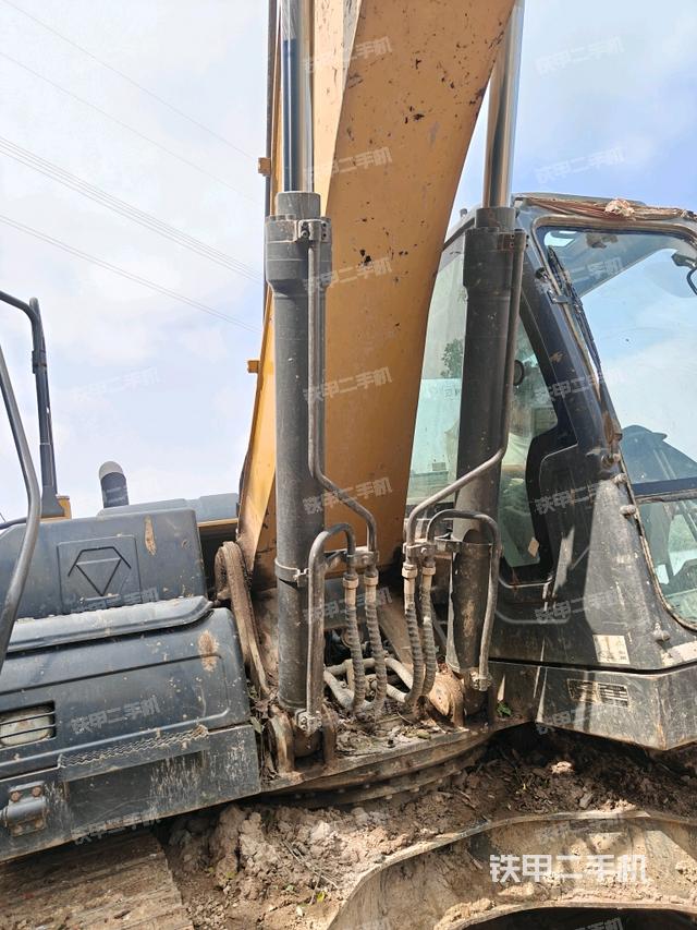 大臂油缸整體?豎拍（工作和回轉裝置）