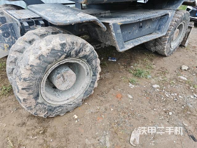 左侧履带整体 （行走机构）