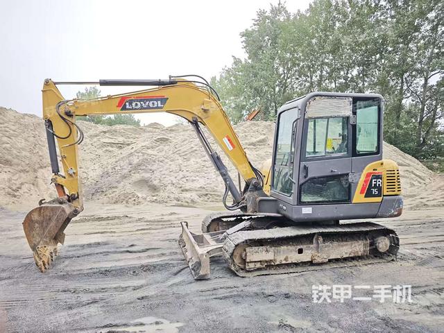 雷沃重工FR65E挖掘機(jī)