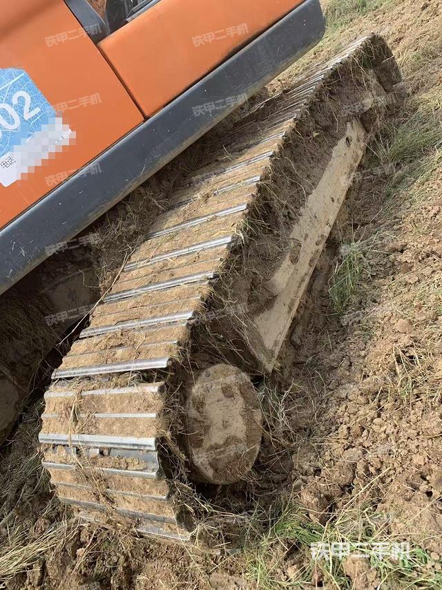 单侧履带整体（整机外观）