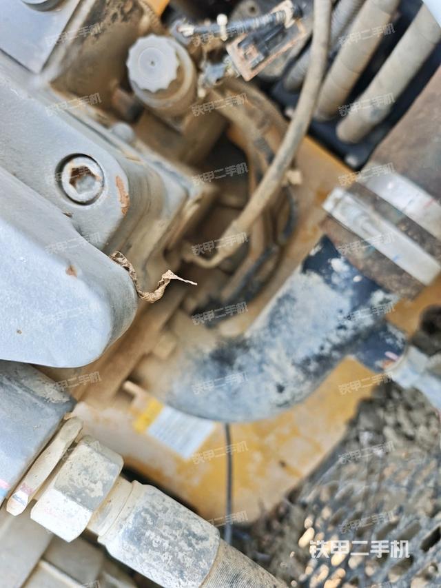 電瓶（大件艙室）