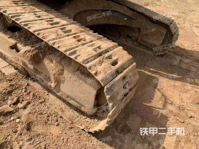 单侧履带整体（整机外观）