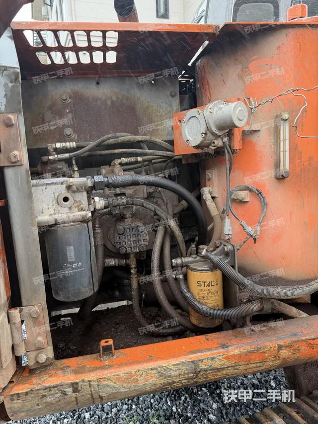 液压泵室（大件舱室）