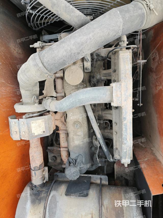 气门室盖螺丝特写（上车部件）