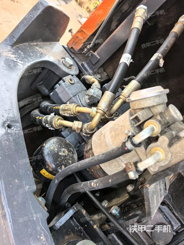 液压泵室（大件舱室）