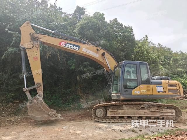 徐工XE205DA挖掘機(jī)