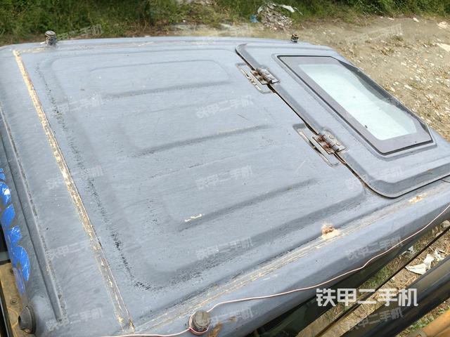 駕駛室頂部俯視（上車部件）