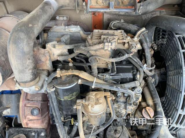 發(fā)動(dòng)機(jī)整體俯視（整機(jī)外觀）