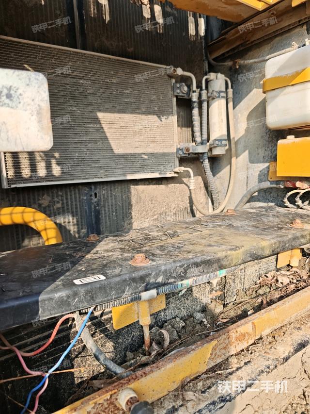 散熱器正面（大件艙室）