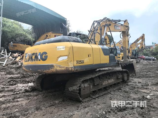 右后45（整机外观）