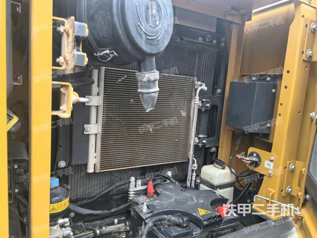 液压泵室（大件舱室）