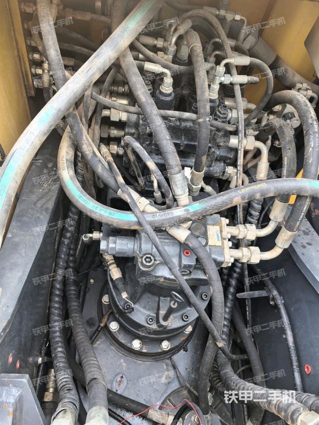 駕駛室頂部俯視（上車部件）