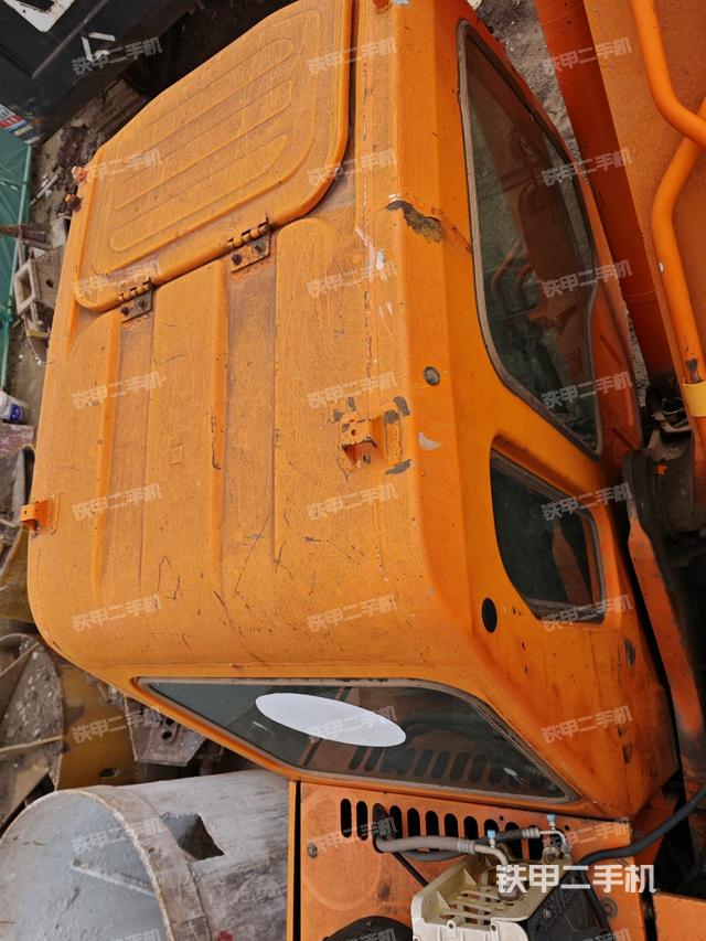 驾驶室顶部俯视（上车部件）