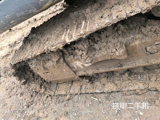 左侧行走马达盖板（行走机构）