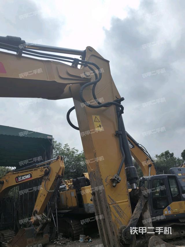 大臂整体 右侧（工作和回转装置）